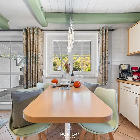 Ferienwohng Zum Garten * Delve